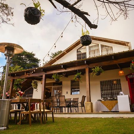 La Cabana Entre Bosques Santiago Sacatepequez Exterior photo